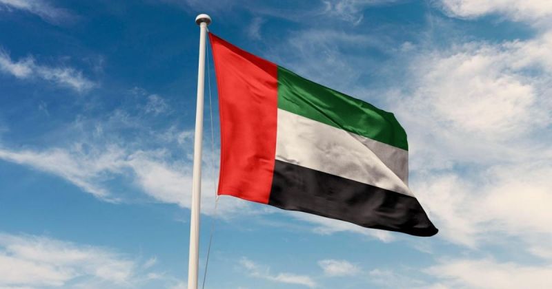 الإمارات: إيران أطلقت صاروخين نحو أراضينا سقطا في البحر