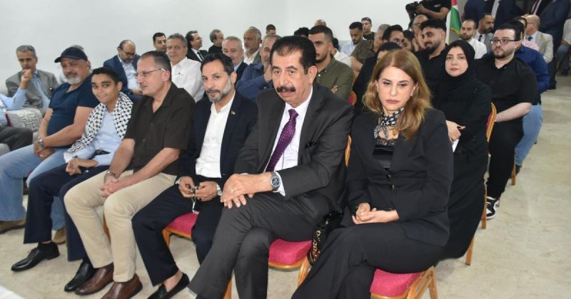 الرئيس عباس يهنئ الفائز بعضوية المجلس الوطني ممثلا عن الجالية في البحرين