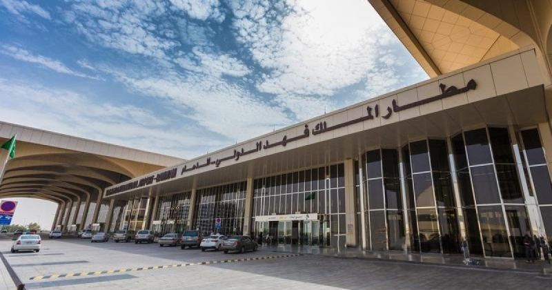 الطيران المدني السعودي يعلن تعرض مطار الملك فهد بالدمام لاعتداء