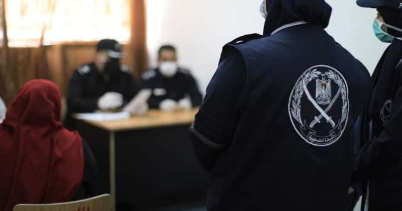 الشرطة النسائية تنجز قضية نصب واحتيال بقيمة 13 ألف دولار برفح