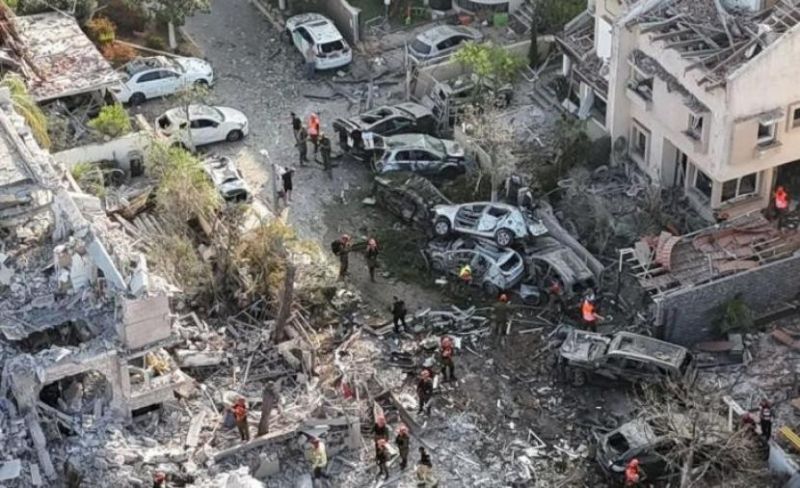 صحيفة عبرية : وضع "إسرائيل" أسوأ مما كان عليه قبل الحرب في جميع الجبهات