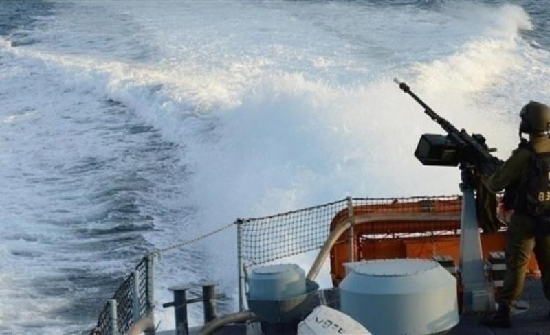 بحرية الاحتلال تستهدف الصيادين في بحر غزة