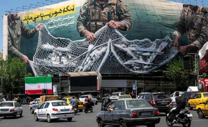 الحرب في المنطقة | ترامب يميل لعمل عسكري وطهران تتوعد بمفاجآت