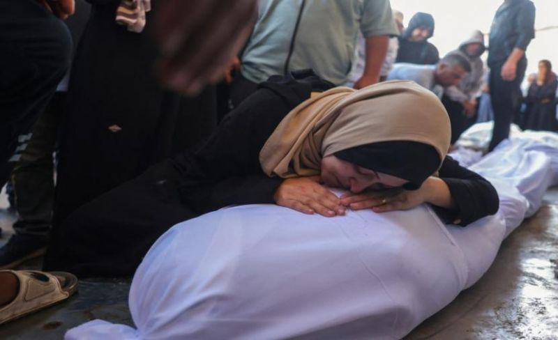 استشهاد طفل وإصابات بقصف إسرائيلي لخيمة بمواصي خانيونس
