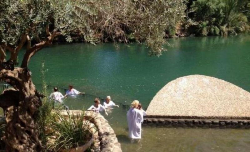 مستوطنون يقتحمون برك سليمان جنوب بيت لحم