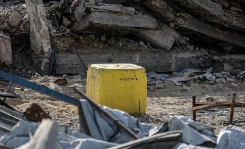 الاحتلال يدفع بالمكعبات الإسمنتية الصفراء داخل القطاع ويصعّد من عمليات النسف وإطلاق النار