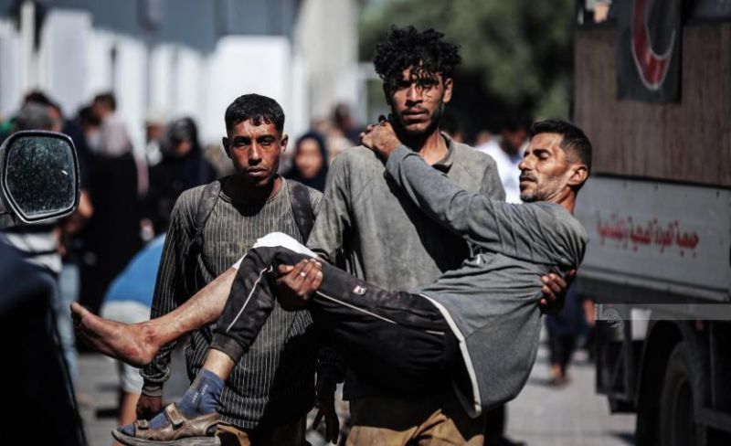 إصابات جراء قصف مسيّرة للاحتلال وسط قطاع غزة