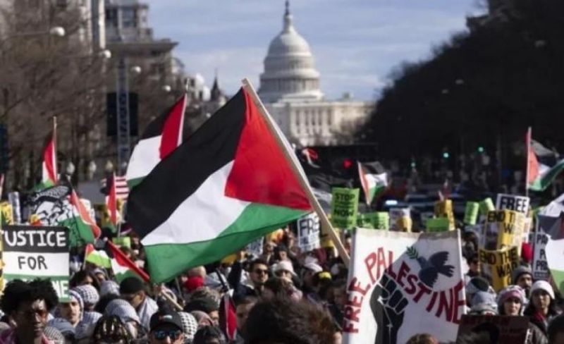 ديفيد هيرست: هل يصبح ترامب آخر رئيس صهيوني لأمريكا؟