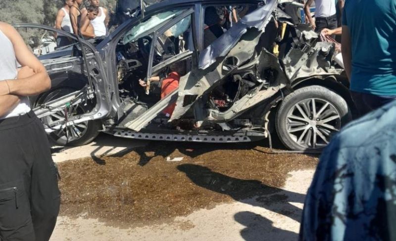 ثلاثة شهداء وإصابات في استهداف إسرائيلي لمركبة جنوب قطاع غزة