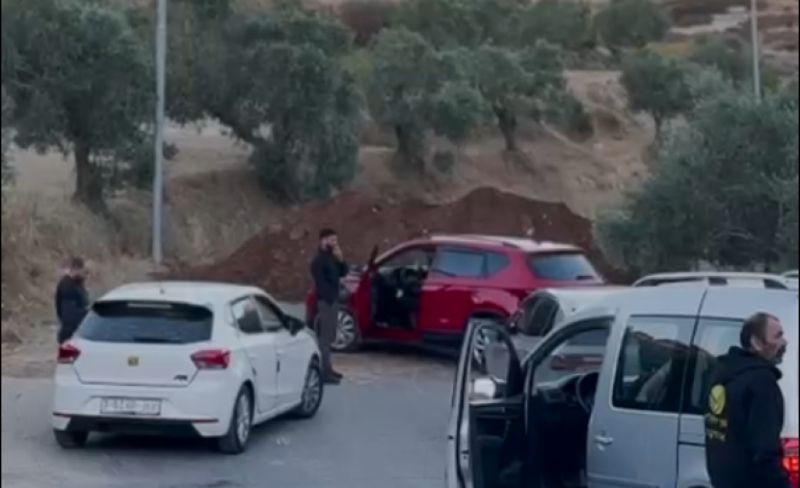 الاحتلال يغلق كافة مداخل بلدة سنجل شمال رام الله