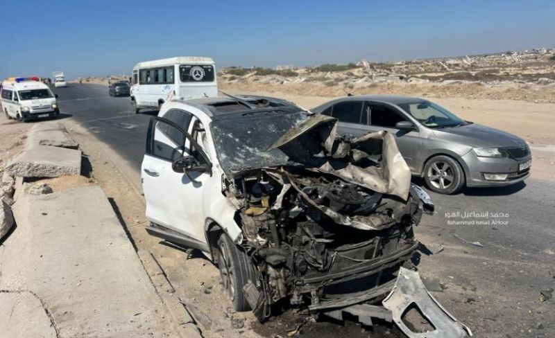 شهيد وإصابات إثر قصف الاحتلال مركبة وسط القطاع