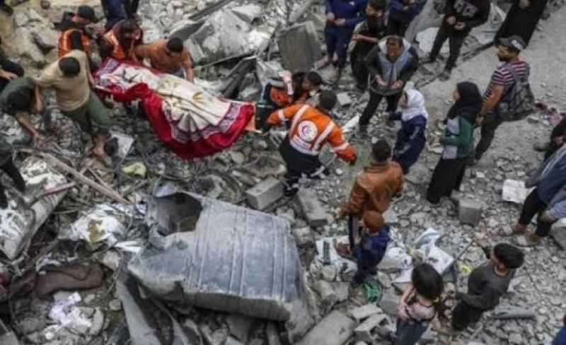 3 إصابات في قصف للاحتلال استهدف دراجة نارية بدير البلح