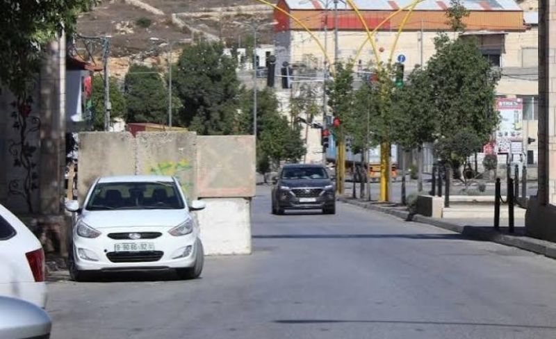 الاحتلال يضع مكعبات إسمنتية ويركب كاميرات مراقبة في مفترقات بجنين