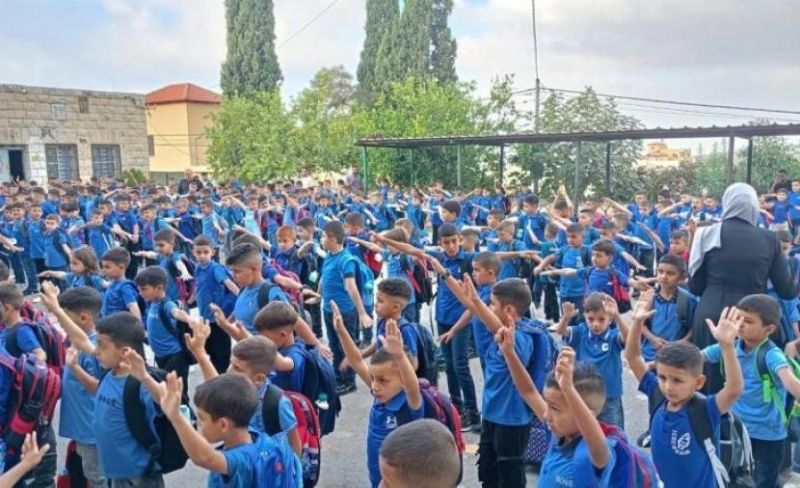 846 ألف طالب وطالبة يبدؤون العام الدراسي في الضفة غدا واستعدادات مكثفة في غزة