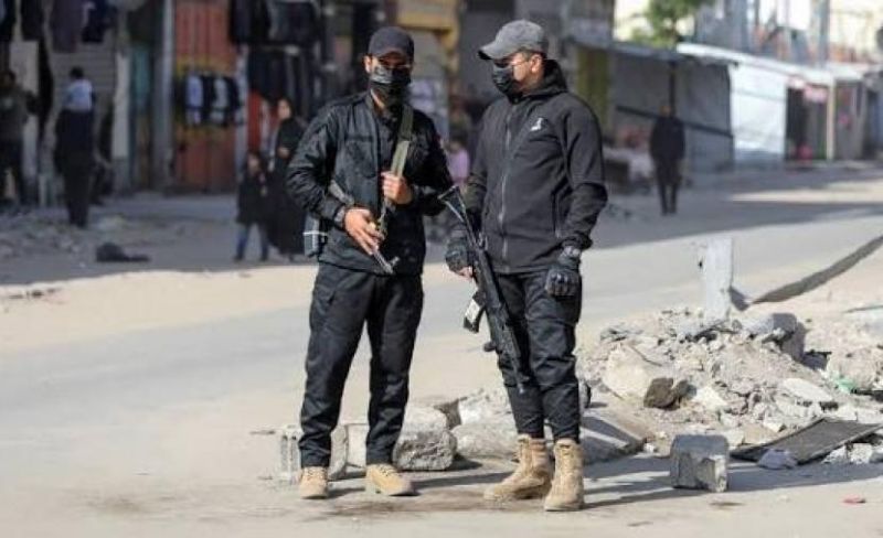 الداخلية بغزة تنعى اثنين من عناضرها ارتقيا خلال مهمة وسط القطاع