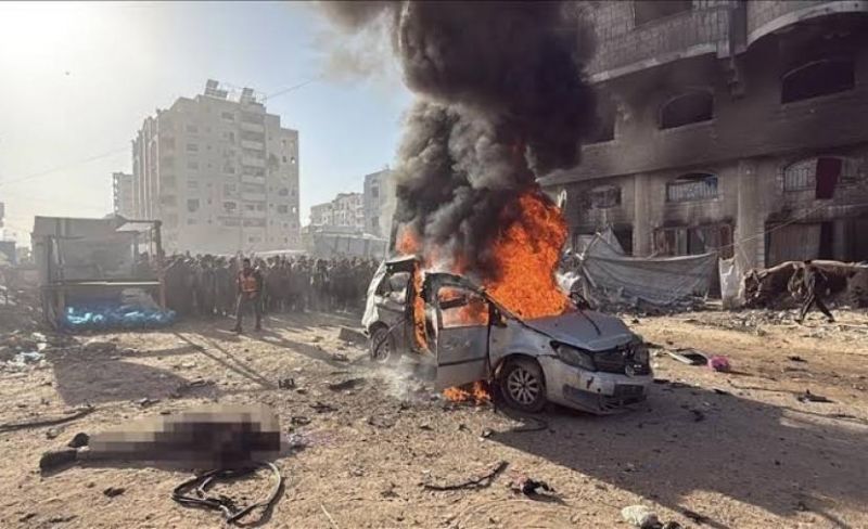 شهيد وجرحى بقصف مسيّرة للاحتلال مركبة مدنية جنوب دير البلح