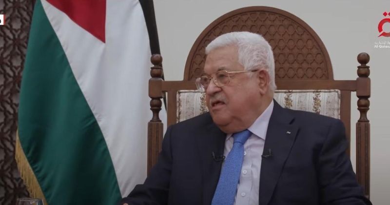 أبومازن يعزي رئيس اللجنة الإدارية في قطاع غزة بوفاة عمه