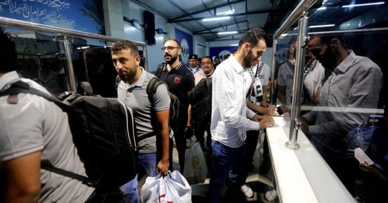 معبر الكرامة يعمل غداً حتى 1:30 ظهراً وحركة القدوم مخصصة للحجاج فقط