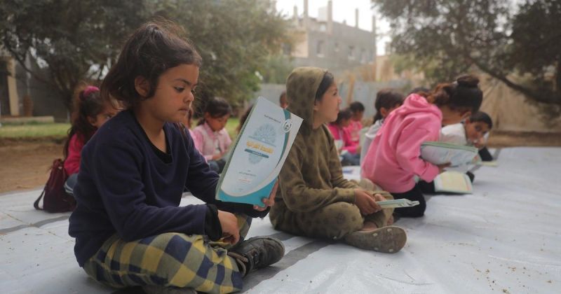 مساحات أمل وسط النزوح.. أطفال غزة يواجهون الحرب باللعب والدعم النفسي