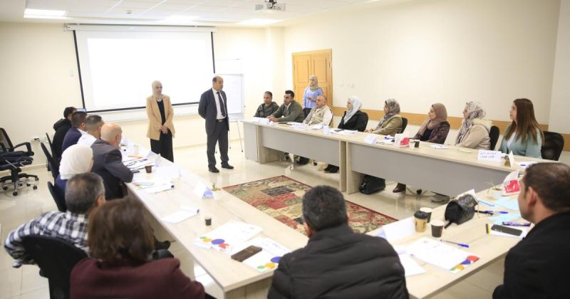 أبو زيد يتفقد القاعات التدريبية ويؤكد على بناء قيادات قادرة على إدارة الأزمات وتعزيز كفاءة الأداء المؤسسي
