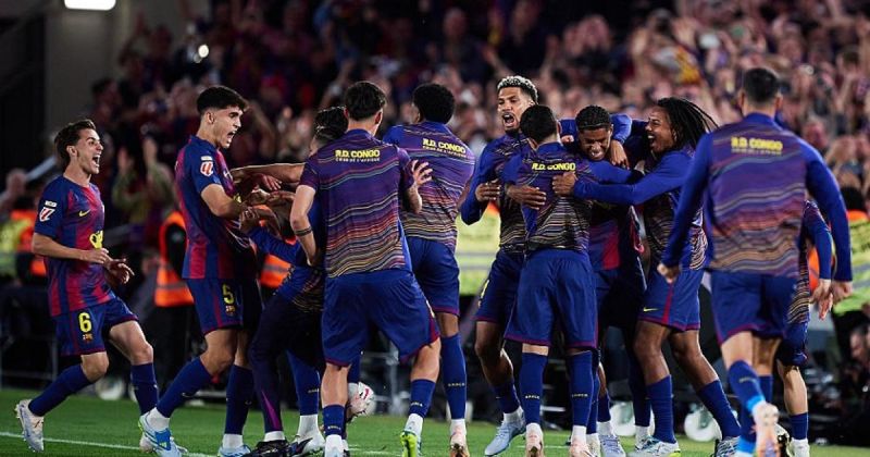 برشلونة يحسم الكلاسيكو ويتوّج بلقب الليغا للمرة الـ29