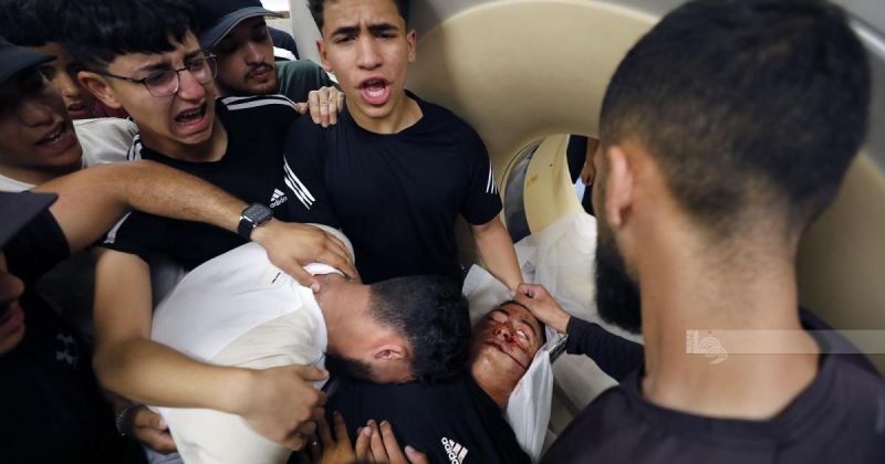 استشهاد طفل في البيرة واقتحامات واعتداءات للمستوطنين في عدة محافظات بالضفة