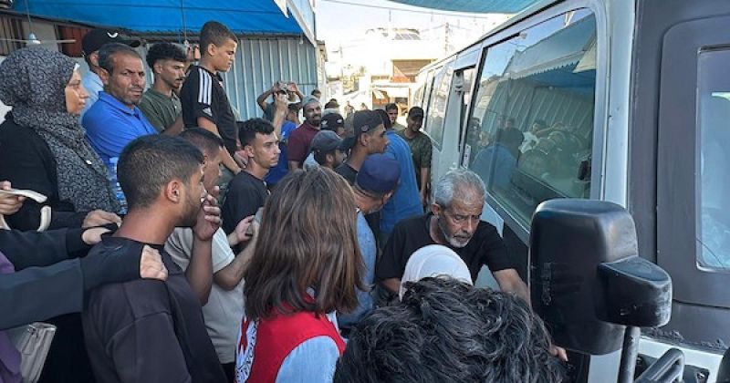 الصليب الأحمر: سهّلنا نقل 13 معتقلاً مفرجاً عنهم إلى غزة