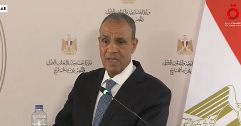 القاهرة تدفع نحو المرحلة الثانية من خطة غزة: الانسحاب وحصر السلاح ركيزتان... وإيران تزاحم الملف الفلسطيني