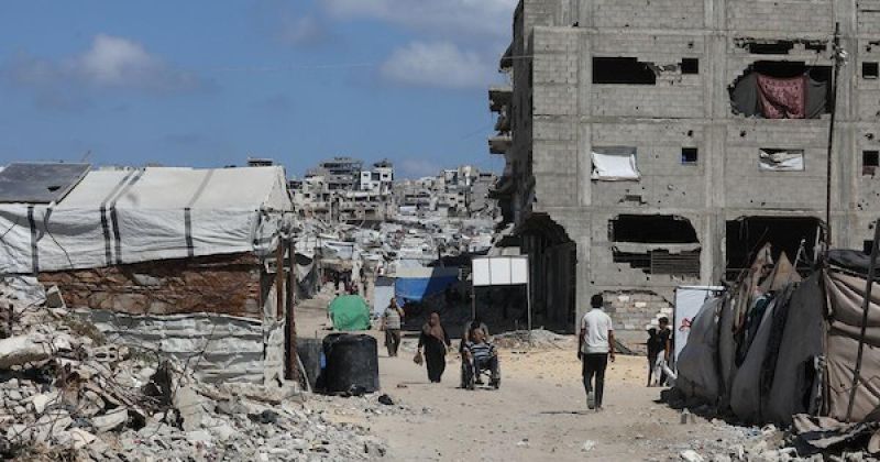 شهيدان بخروقات الاحتلال المتواصلة لوقف إطلاق النار في غزة