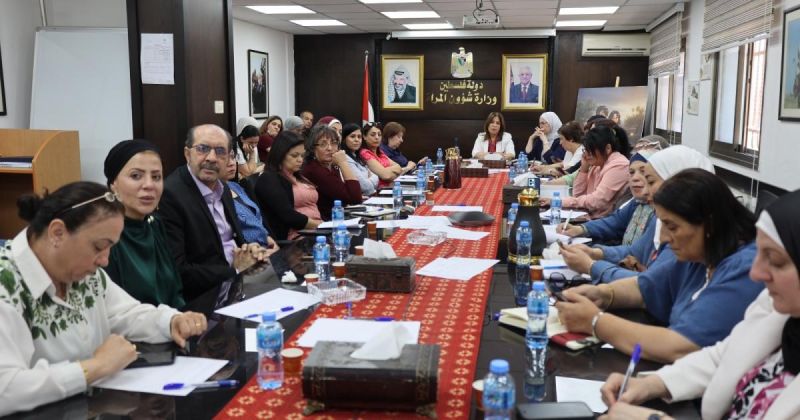 وزيرة شؤون المرأة تتراس اجتماع اللجنة الوطنية لمناهضة العنف لمراجعة التقدم المحرز وتطوير منظومة الحماية والوقاية