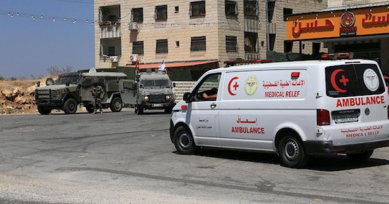 الضفة: عشرات المعتقلين و3 إصابات بهجمات مستوطنين وشق طريق قرب القدس.. وإسرائيل تنقل قوات مظليين إلى الضفة