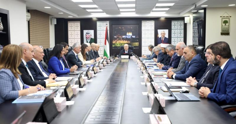 مصطفى: "أدوية الأمراض المزمنة أولوية".. موجهًا جهات الاختصاص بتسريع عمليات التوريد رغم الأزمة المالية الخانقة