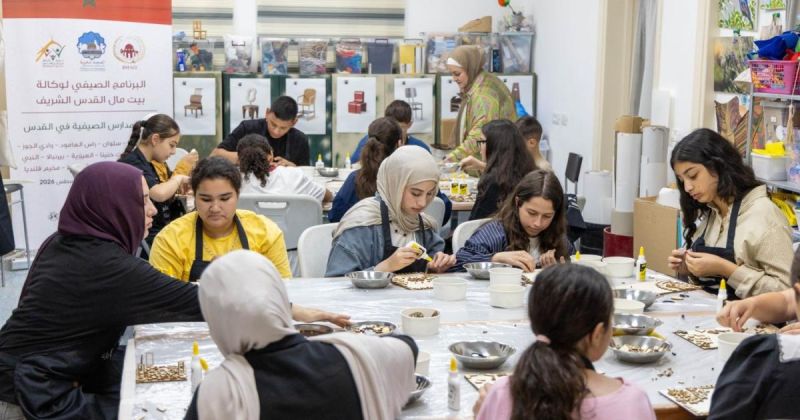 بدعم مغربي: مدرسة صيفية في القدس تمزج الحرف التقليدية بالذكاء الاصطناعي