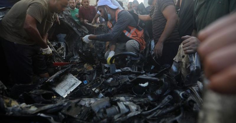 موقع غارة جوية إسرائيلية استهدفت مركبة في مدينة غزة
