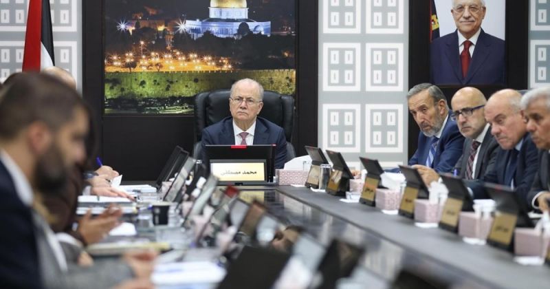 رئيس الوزراء يوجّه بتنظيم جهود الاستجابة الطارئة لتسريع تلبية احتياجات المناطق المستهدفة