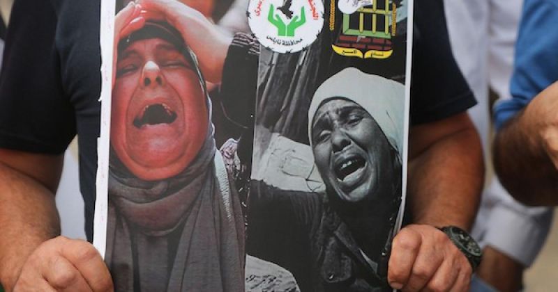 مسيرة تضامنية مع الأسرى الفلسطينيين في نابلس