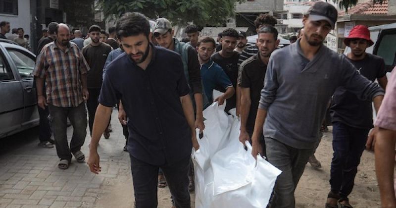 5 شهداء بينهم طفلان وسيدة في غزة.. الاحتلال يواصل القصف والنسف ويهدد الفلسطينيين قرب «الخط الأصفر»