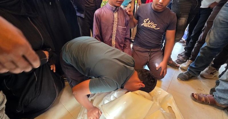 تشييع فلسطينية استشهدت برصاص قوات الاحتلال داخل خيمتها غرب خان يونس