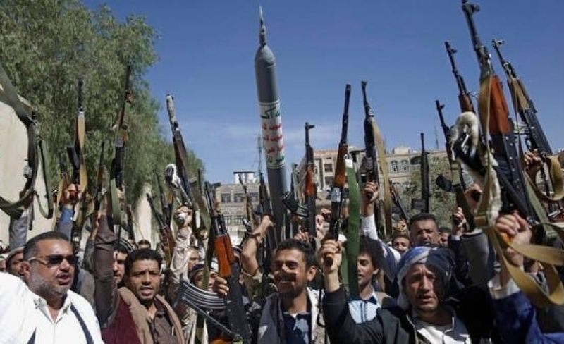 الحوثيون يحذرون من حرب واسعة بالمنطقة