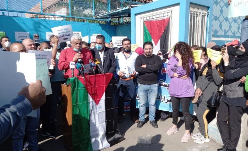 "الأحرار" تستنكر أساليب الأونروا التعسفية بحق موظفيها