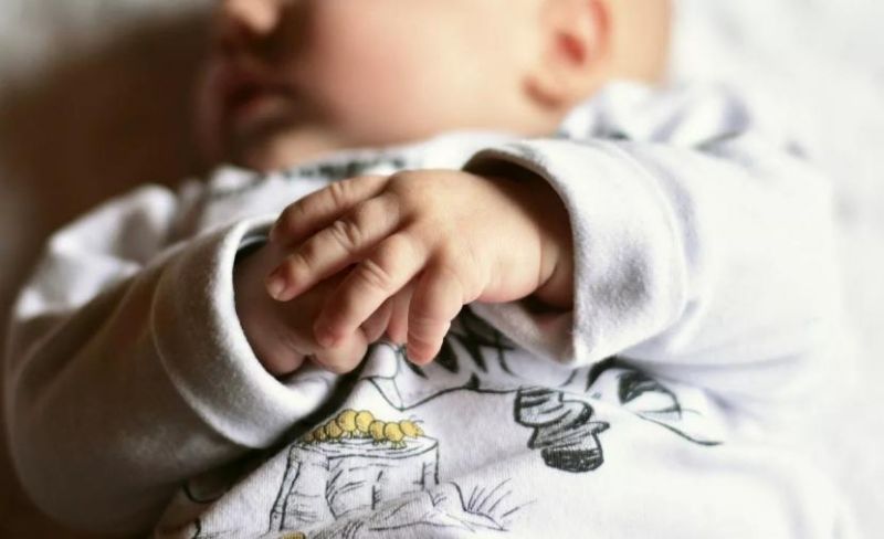 يتعلم الكثير في عامه الأول.. 10 نصائح لمنح طفلك بداية أقوى في الحياة