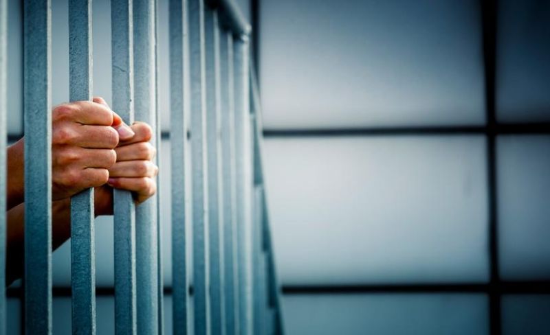 الأسرى بعزل جانوت يواجهون ظروفًا قاسية ونقصًا حادًا في الطعام والملابس