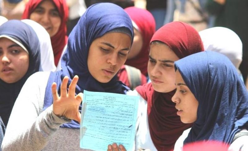 أسماء أوائل الثانوية العامة للفرعين العلمي والأدبي