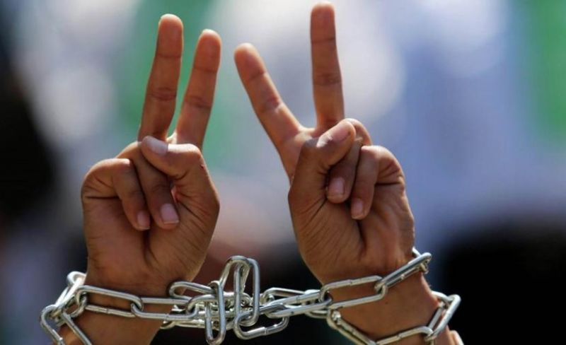 منتدى الإعلاميين يدعو للتحرك لإنقاذ الصحفي محمد عرب