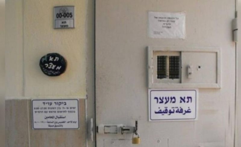 الاحتلال يلاحق الأسرى المحررين بالإداري ويمدد توقيف الصحفية إسلام عمارنة