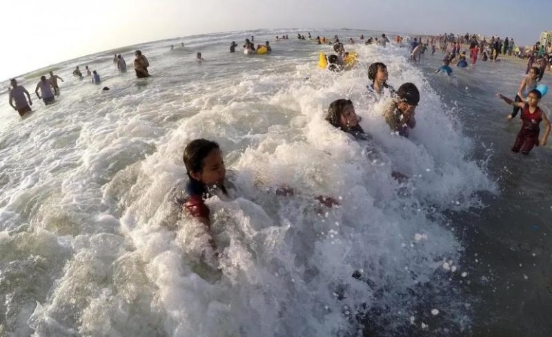 إطلاق موسم الاصطياف على شواطئ غزة تحت شعار “نحو صيف آمن”