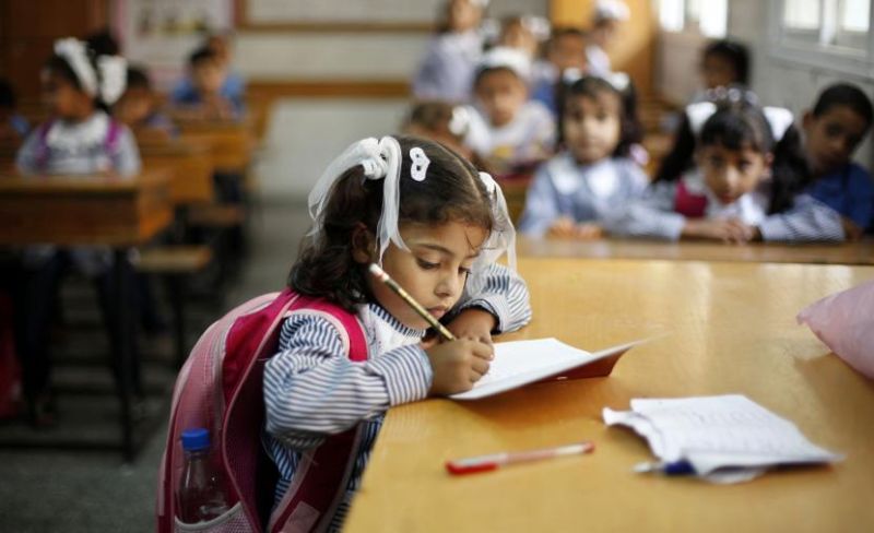 بسبب الأزمة المالية.. "أونروا" تقلّص دوام مدارسها بالضفة إلى 4 أيام أسبوعيًا