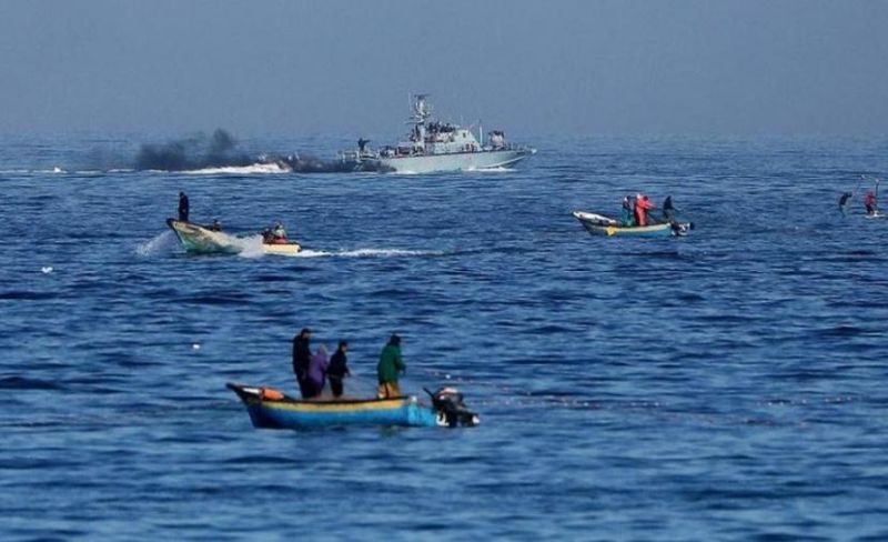 الاحتلال يصعد من انتهاكاته بحق الصيادين في غزة