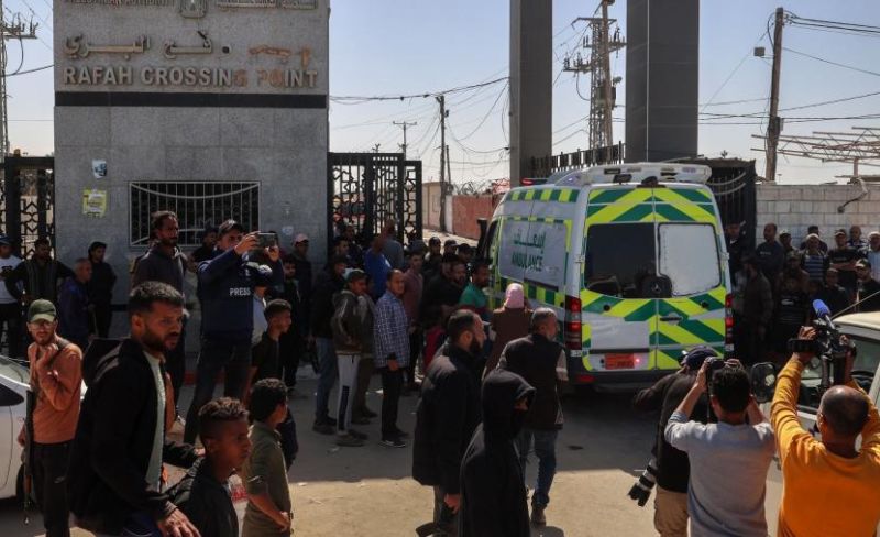 سفر 152 مريضًا ومرافقيهم عبر معبر رفح