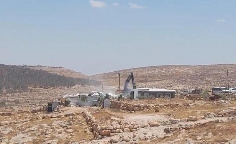 التربية: تدمير مدرسة المالح في الأغوار جريمة جديدة تستهدف الحق في التعليم